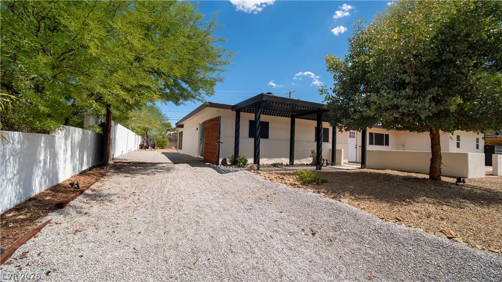 425 Blackridge, Henderson, NV 89015