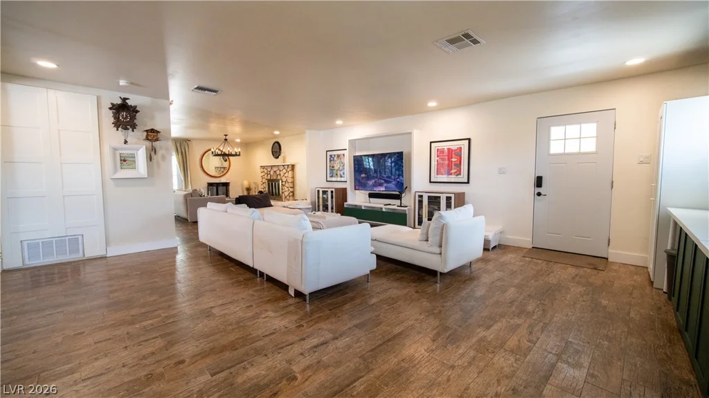 425 Blackridge, Henderson, NV 89015