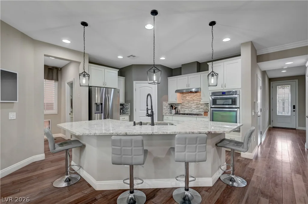 7694 Canyon Diablo, Las Vegas, NV 89179