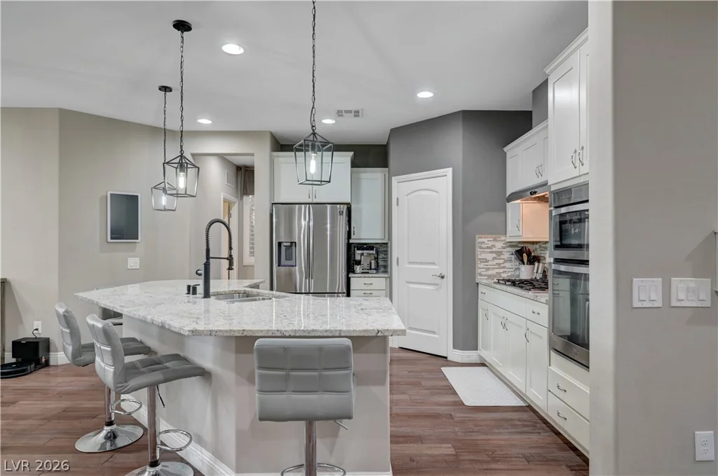 7694 Canyon Diablo, Las Vegas, NV 89179