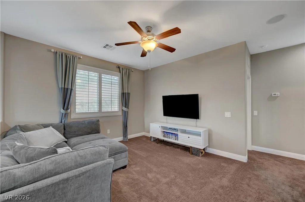 7694 Canyon Diablo, Las Vegas, NV 89179