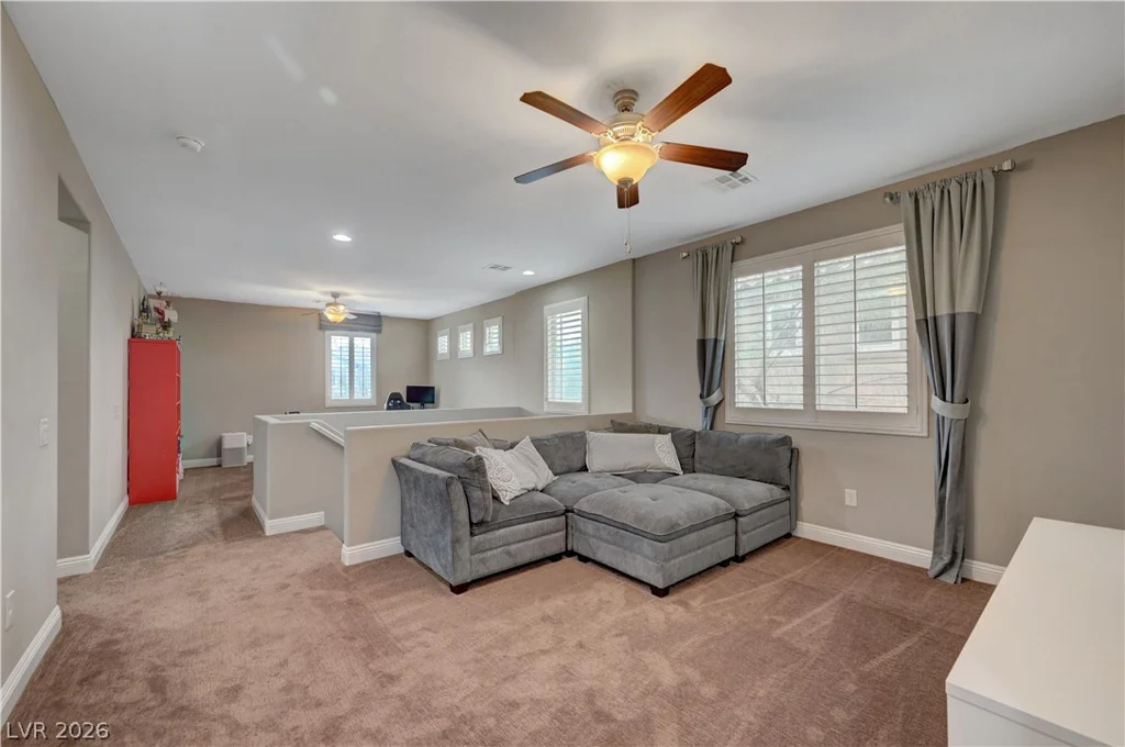 7694 Canyon Diablo, Las Vegas, NV 89179