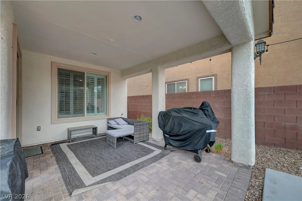 7694 Canyon Diablo, Las Vegas, NV 89179
