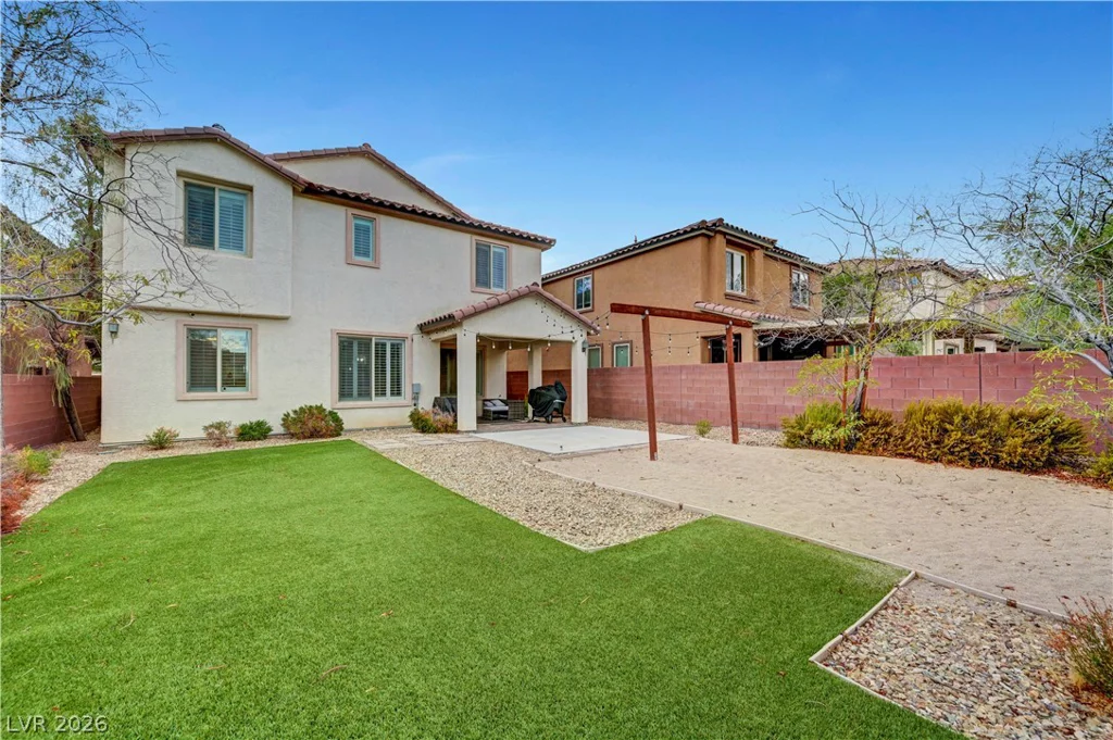 7694 Canyon Diablo, Las Vegas, NV 89179