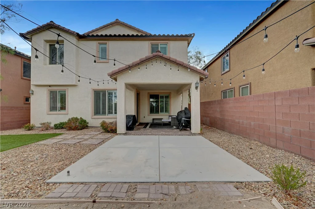 7694 Canyon Diablo, Las Vegas, NV 89179