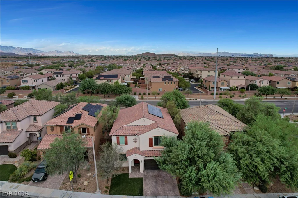 7694 Canyon Diablo, Las Vegas, NV 89179