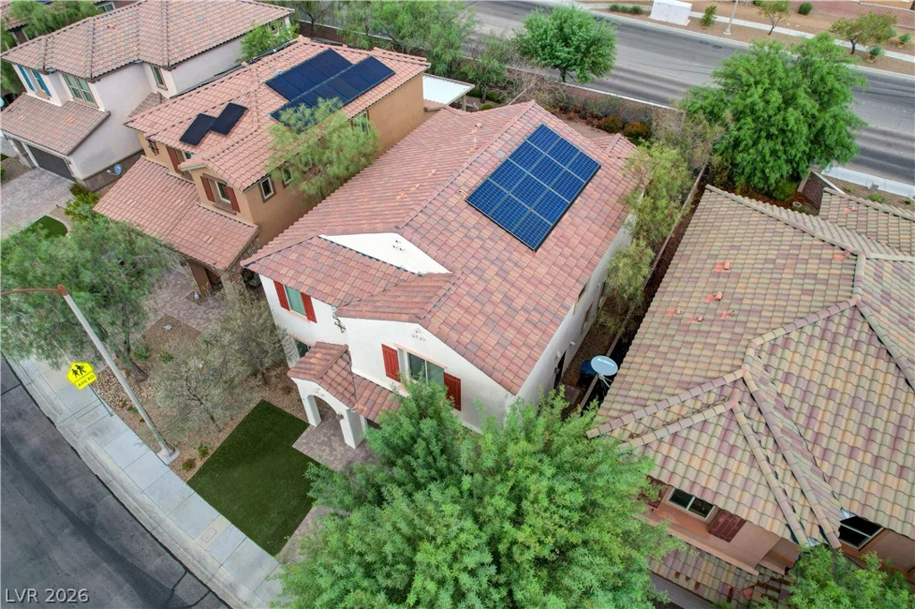 7694 Canyon Diablo, Las Vegas, NV 89179