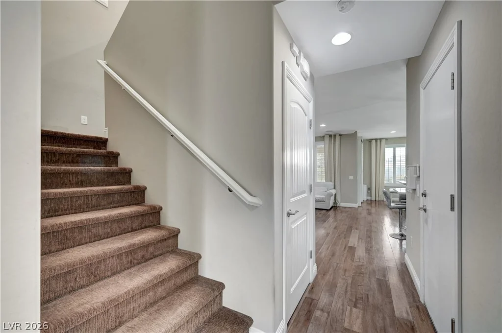7694 Canyon Diablo, Las Vegas, NV 89179