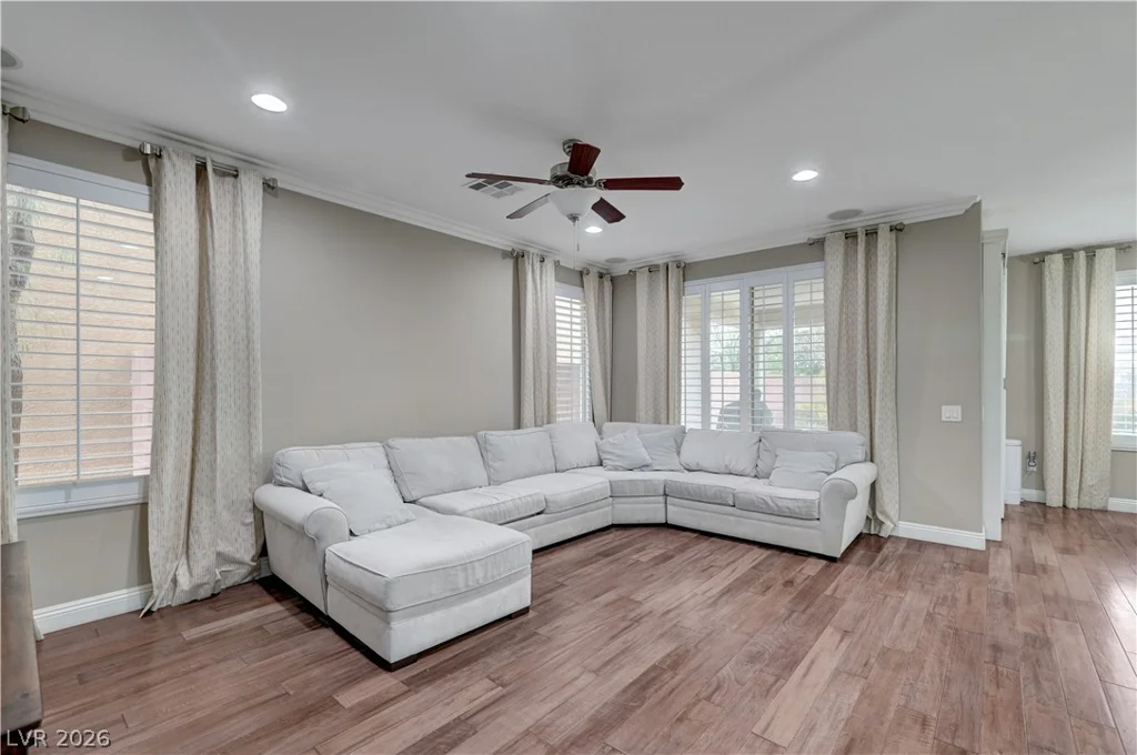 7694 Canyon Diablo, Las Vegas, NV 89179