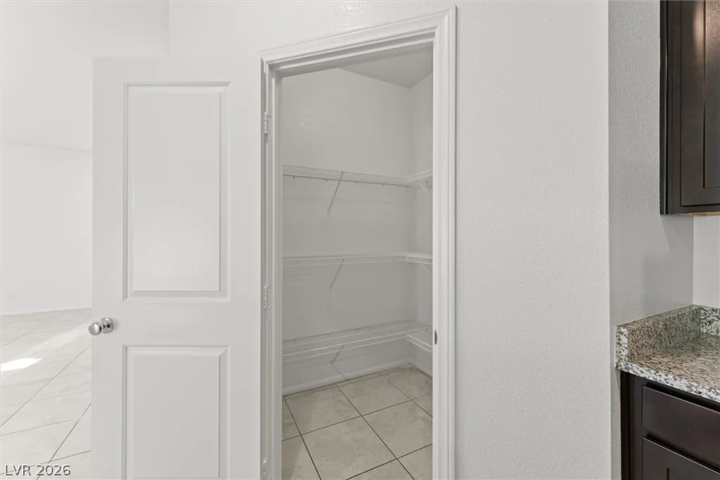 7790 Meng, Las Vegas, NV 89113