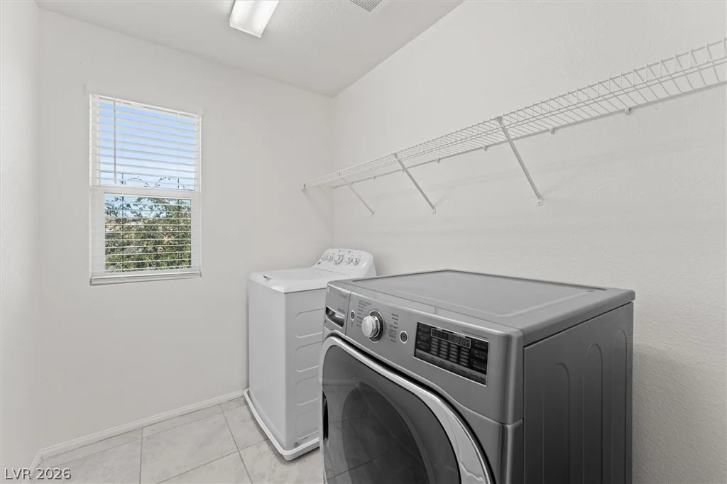 7790 Meng, Las Vegas, NV 89113