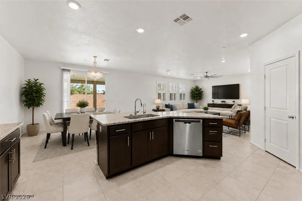 7790 Meng, Las Vegas, NV 89113