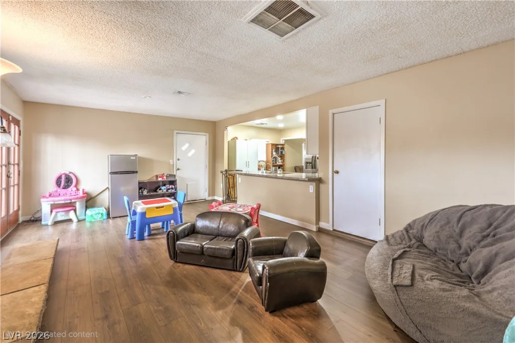 131 Constitution, Henderson, NV 89015