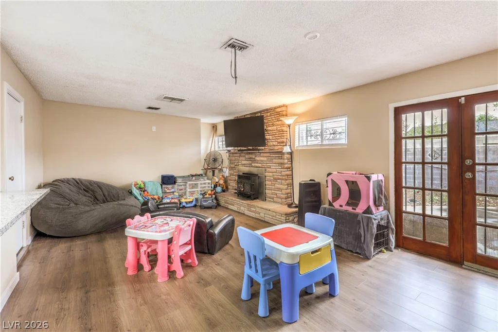 131 Constitution, Henderson, NV 89015