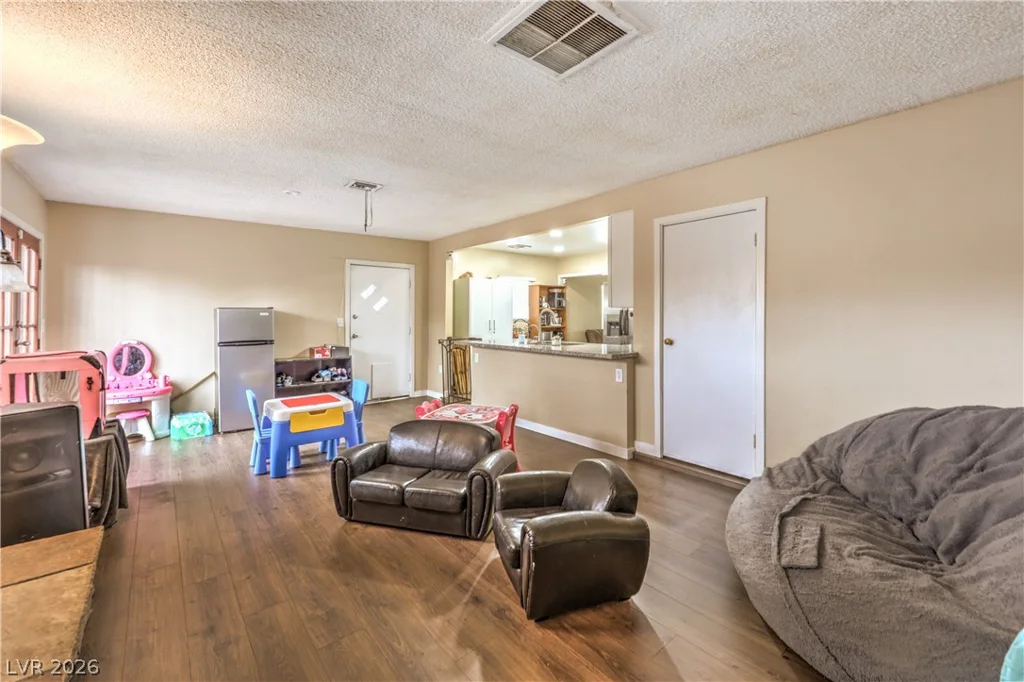 131 Constitution, Henderson, NV 89015