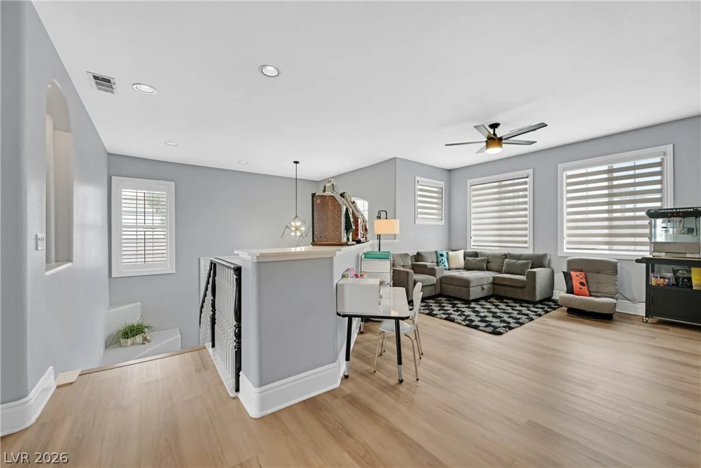 269 Hickory Hollow, Las Vegas, NV 89123