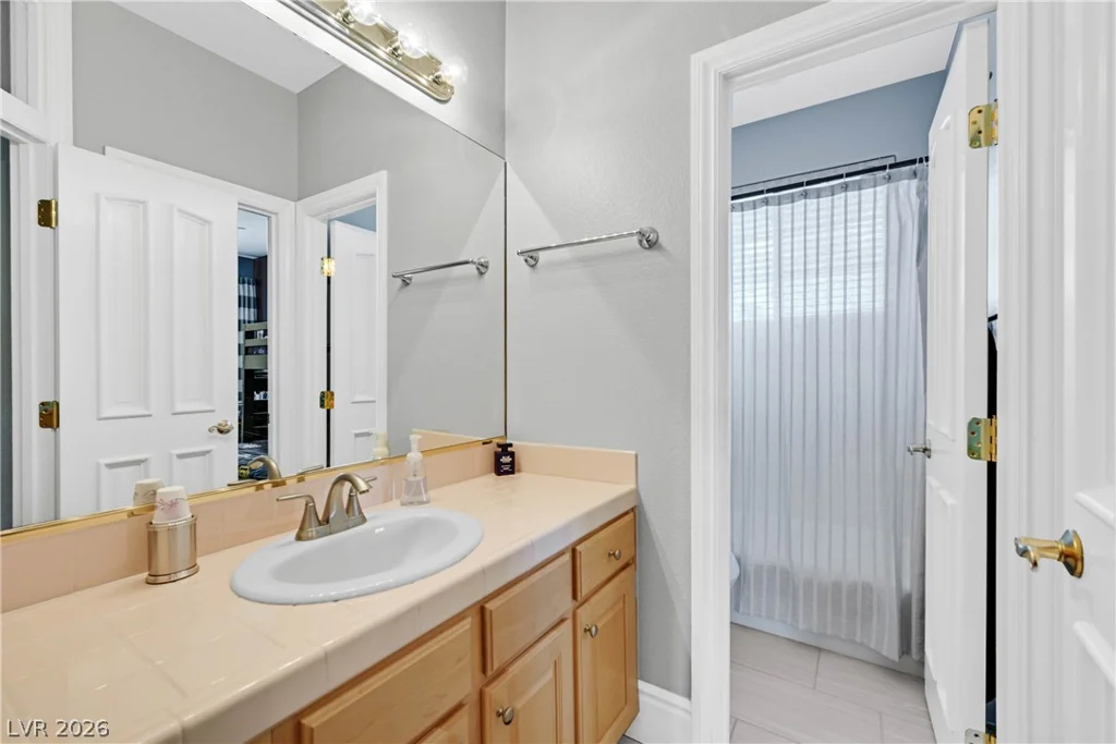 269 Hickory Hollow, Las Vegas, NV 89123