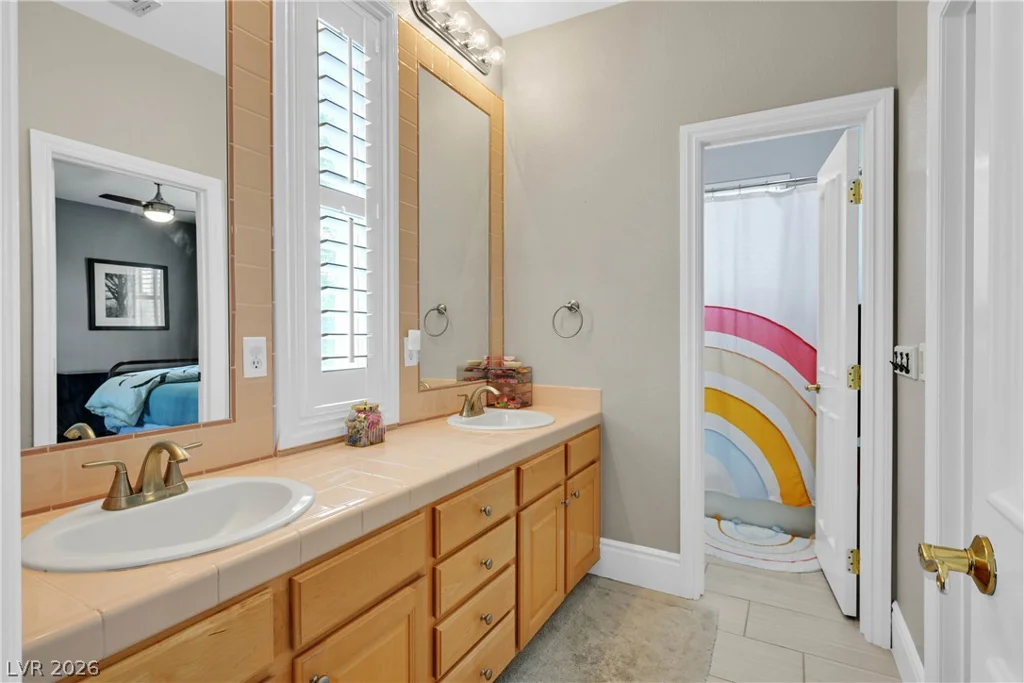 269 Hickory Hollow, Las Vegas, NV 89123