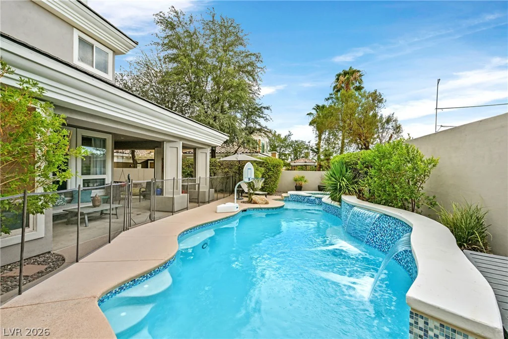 269 Hickory Hollow, Las Vegas, NV 89123