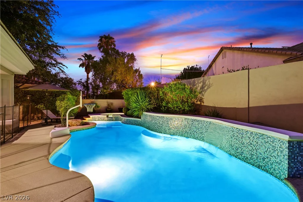 269 Hickory Hollow, Las Vegas, NV 89123