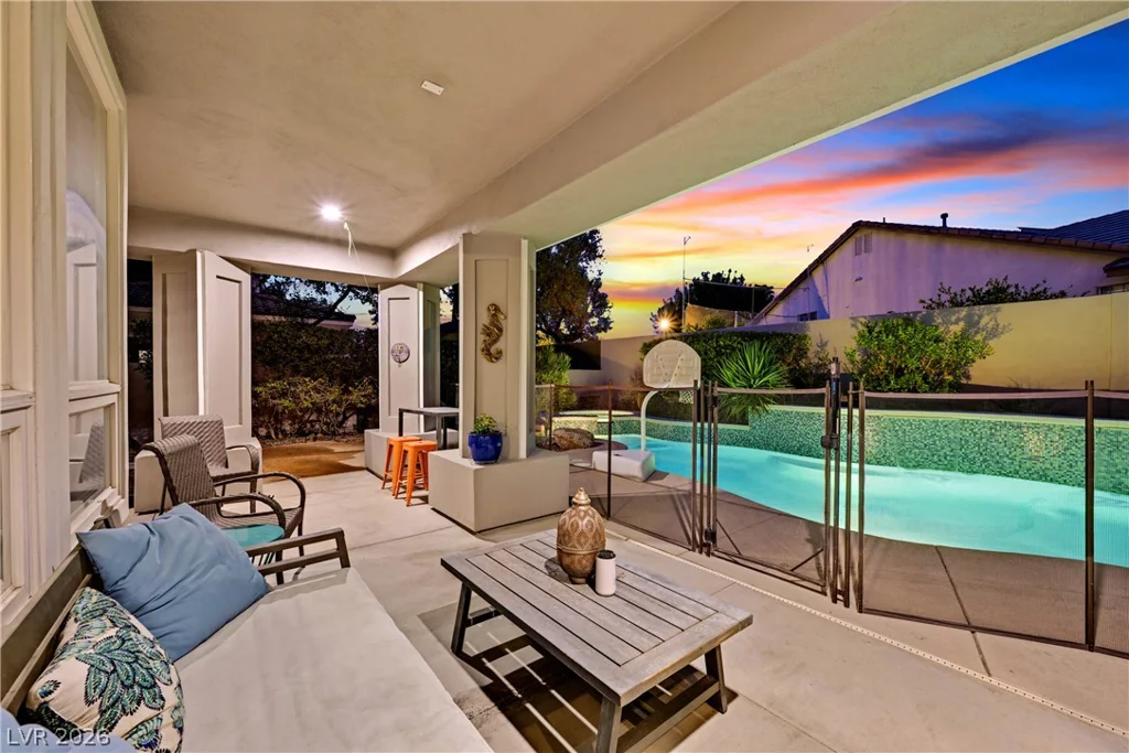 269 Hickory Hollow, Las Vegas, NV 89123