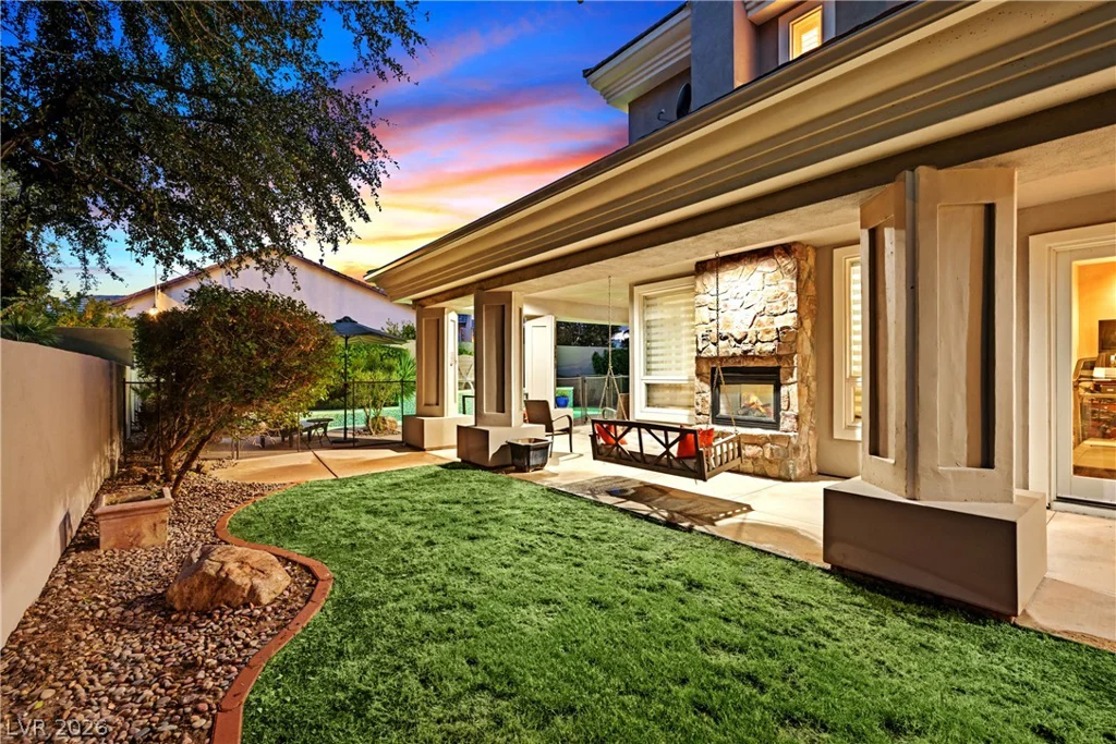 269 Hickory Hollow, Las Vegas, NV 89123