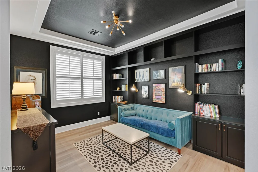 269 Hickory Hollow, Las Vegas, NV 89123