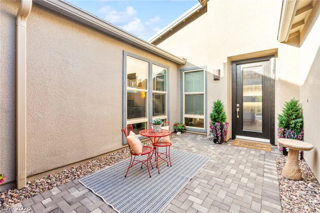 1948 Regal Bluff, Henderson, NV 89052