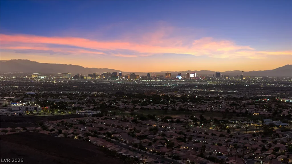 1948 Regal Bluff, Henderson, NV 89052