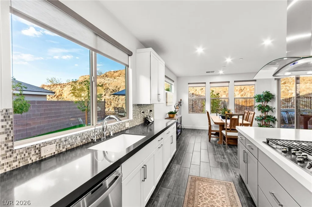 1948 Regal Bluff, Henderson, NV 89052