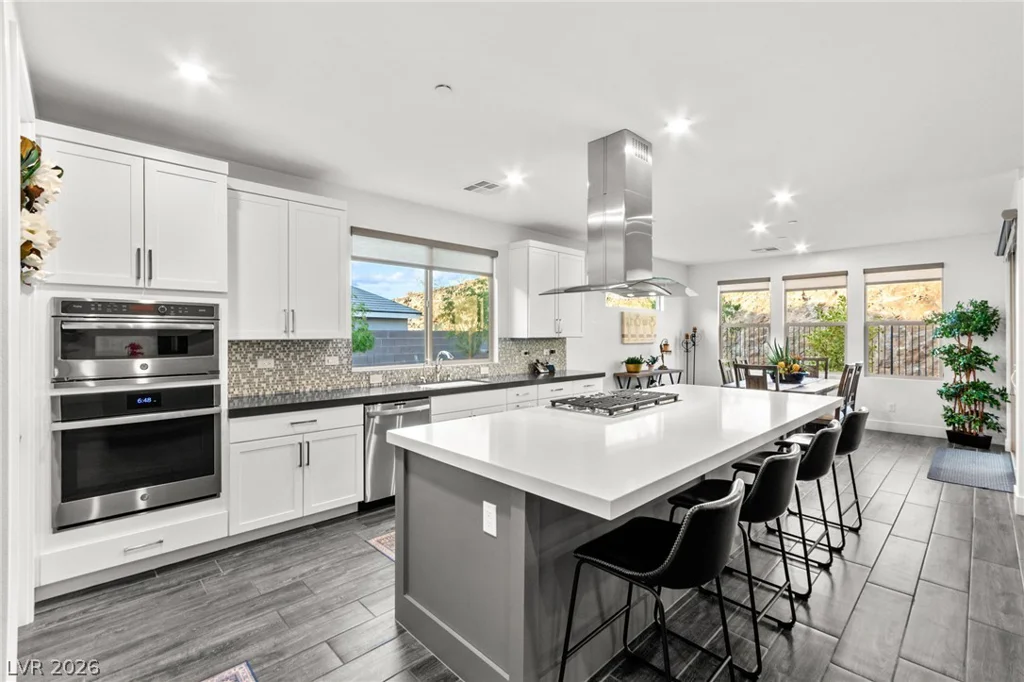 1948 Regal Bluff, Henderson, NV 89052