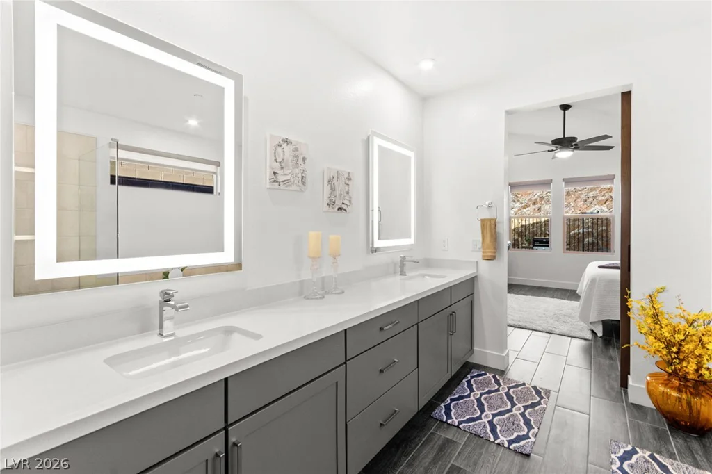 1948 Regal Bluff, Henderson, NV 89052