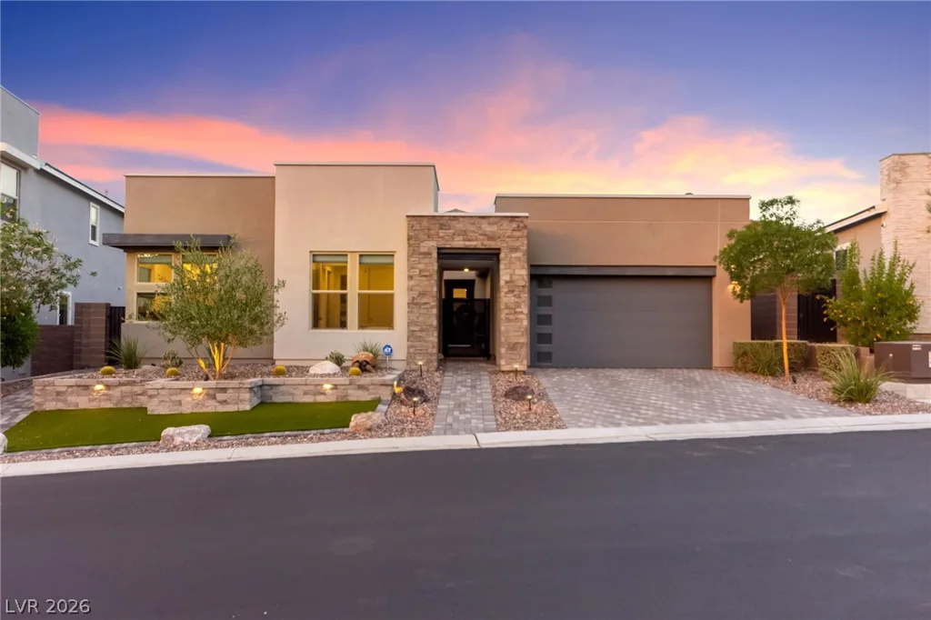 1948 Regal Bluff, Henderson, NV 89052