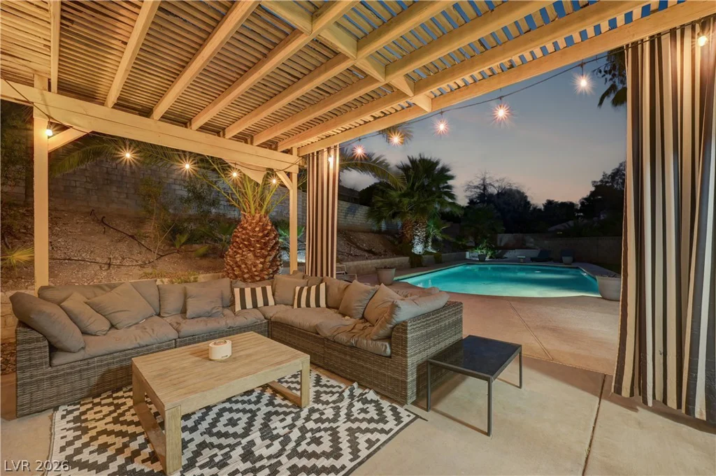 9440 Abalone, Las Vegas, NV 89117