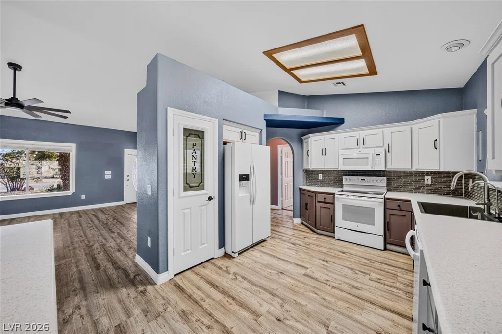 2120 Mount Charleston, Pahrump, NV 89048