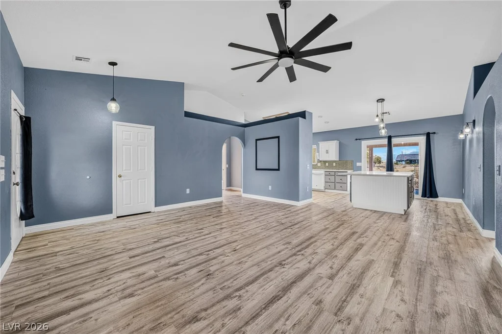 2120 Mount Charleston, Pahrump, NV 89048