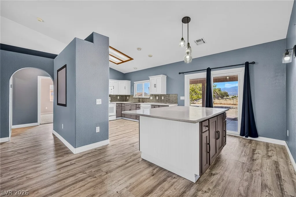 2120 Mount Charleston, Pahrump, NV 89048