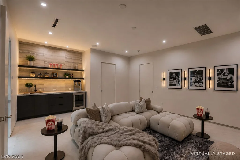 563 Grand Rim, Henderson, NV 89012