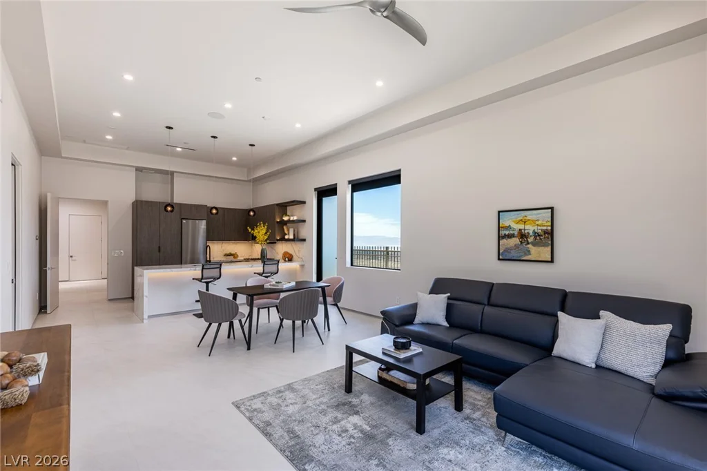 563 Grand Rim, Henderson, NV 89012