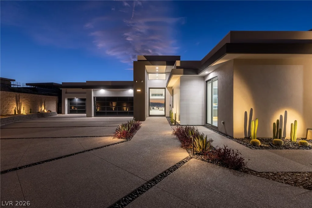 563 Grand Rim, Henderson, NV 89012