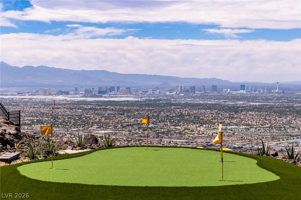 563 Grand Rim, Henderson, NV 89012