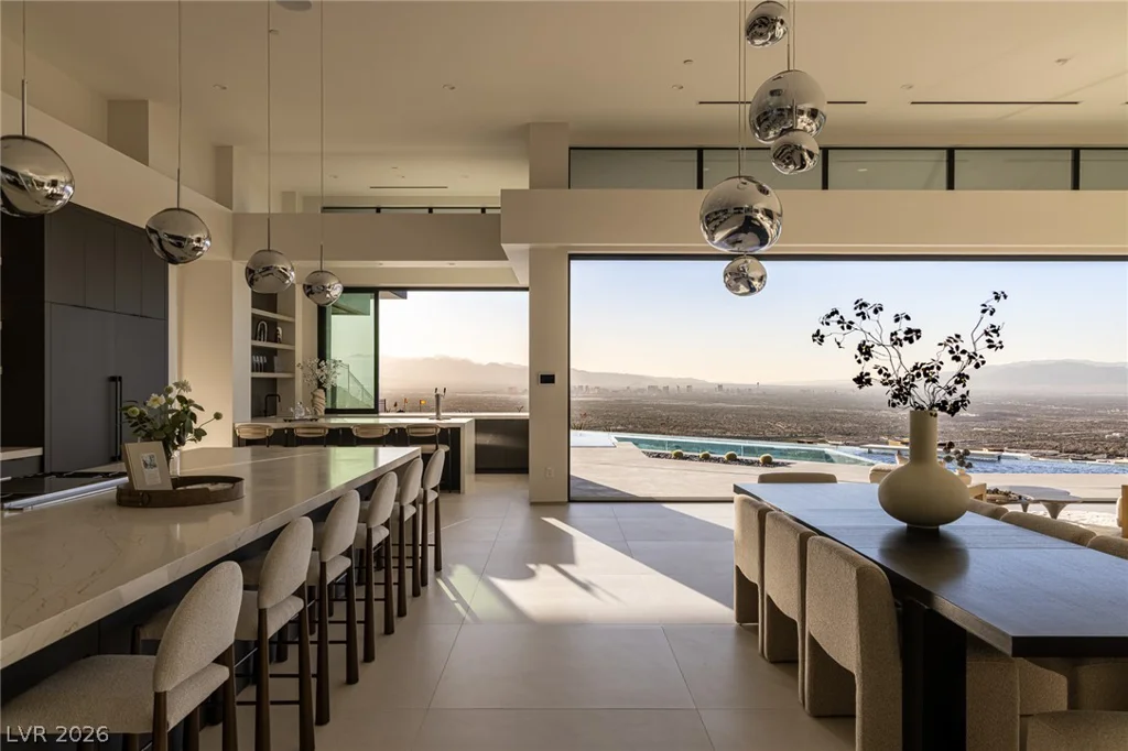 563 Grand Rim, Henderson, NV 89012