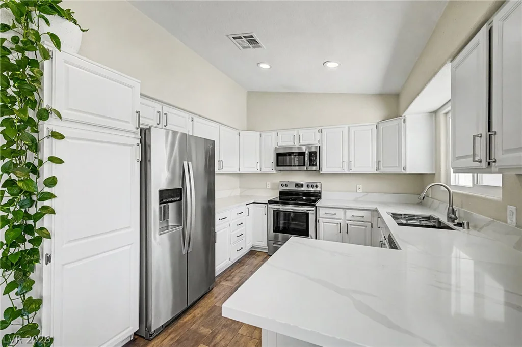 1101 Byorick, Las Vegas, NV 89128