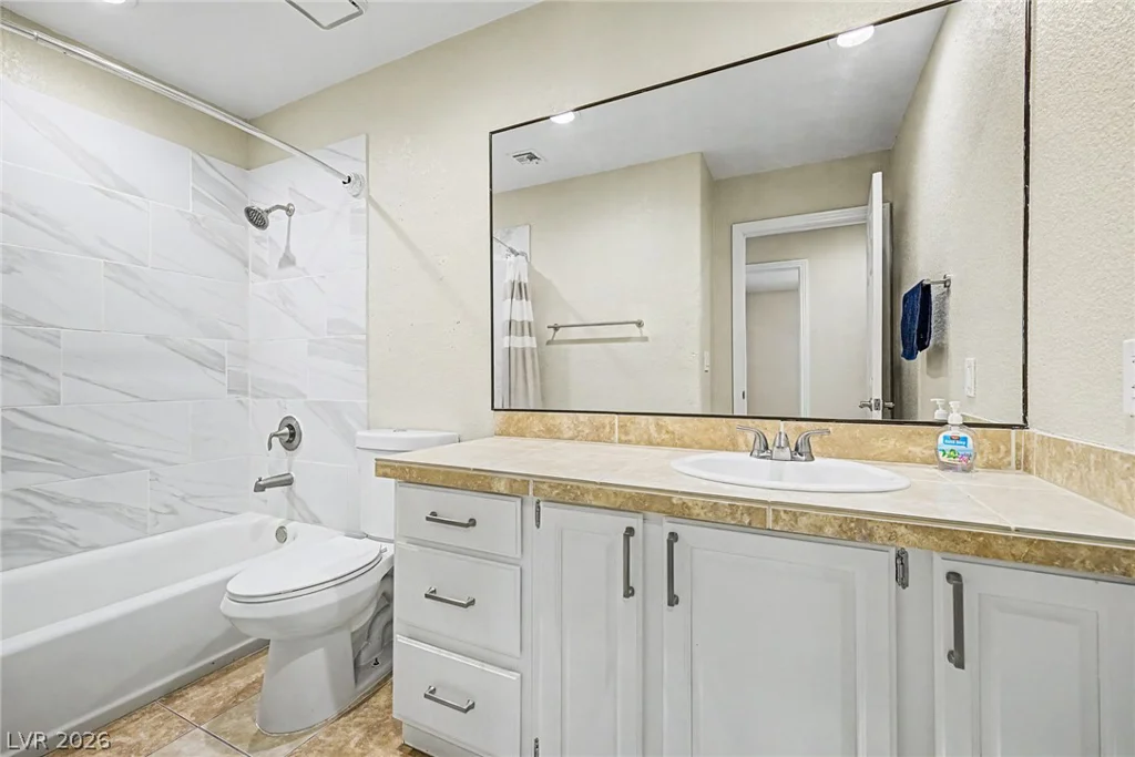 1101 Byorick, Las Vegas, NV 89128