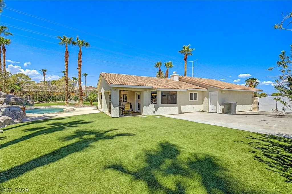 1101 Byorick, Las Vegas, NV 89128