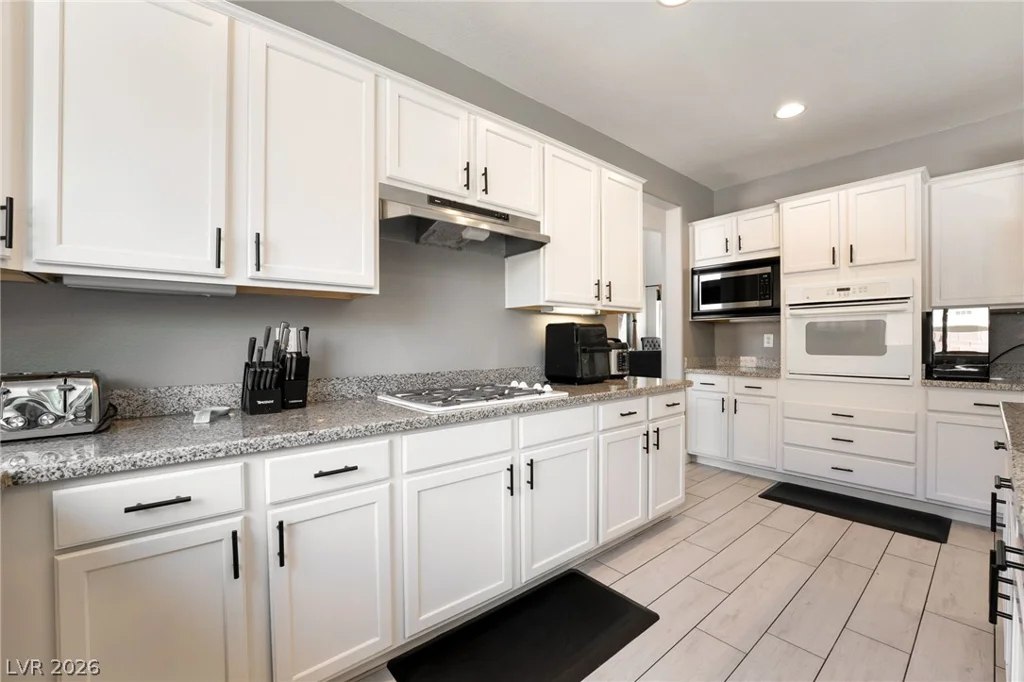 8358 Nelson Ridge, Las Vegas, NV 89178