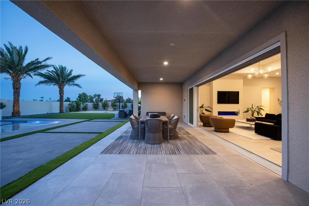 8860 Sweet Magnolia, Las Vegas, NV 89113