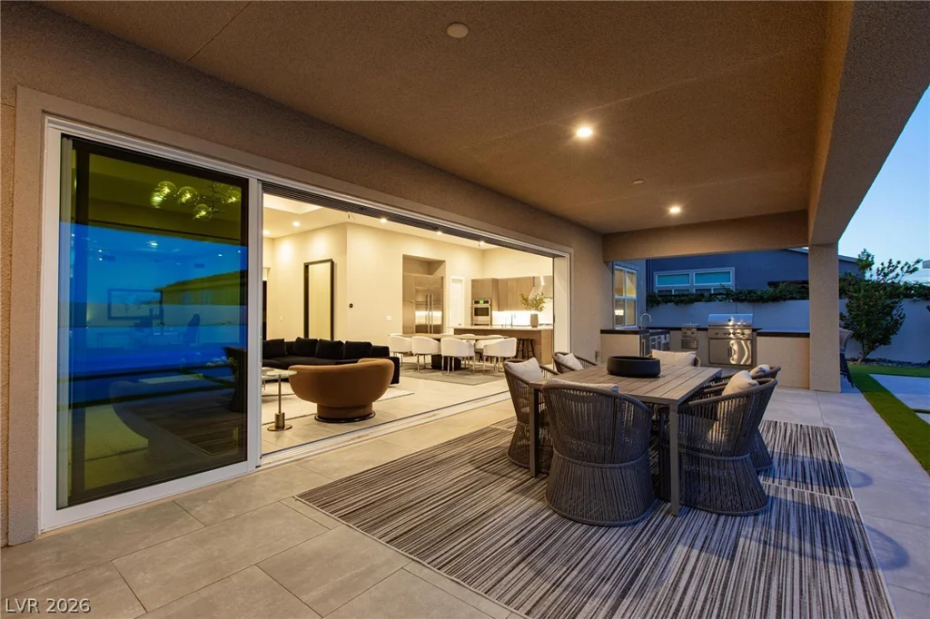 8860 Sweet Magnolia, Las Vegas, NV 89113