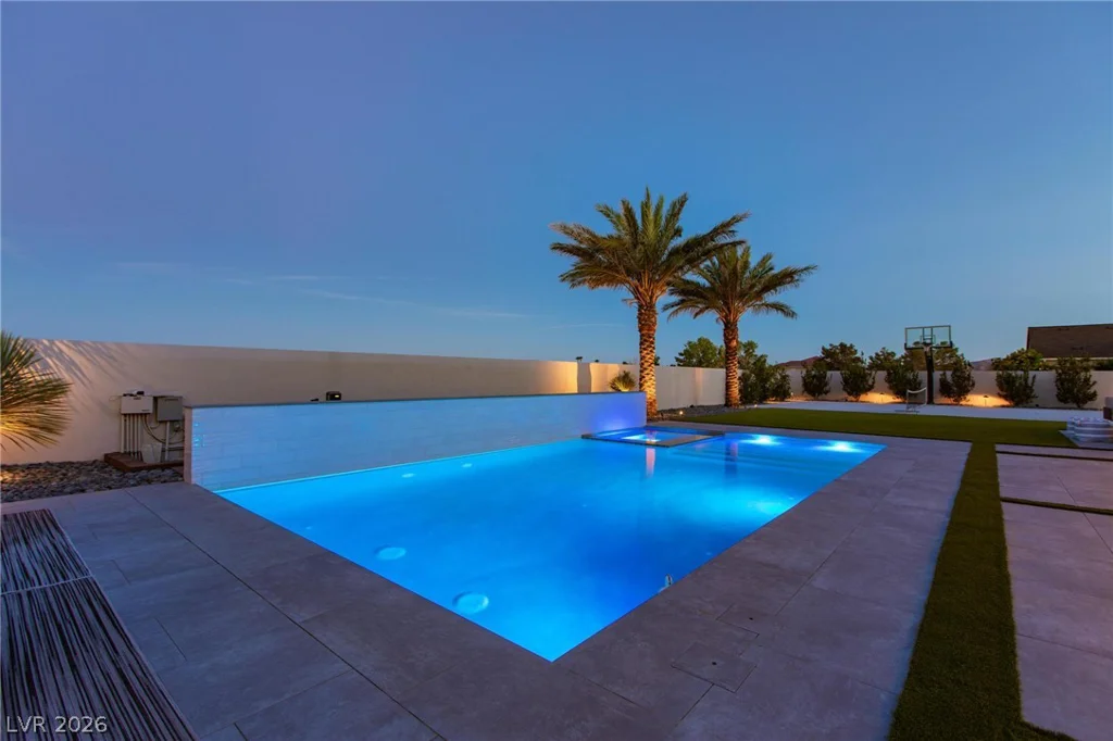 8860 Sweet Magnolia, Las Vegas, NV 89113