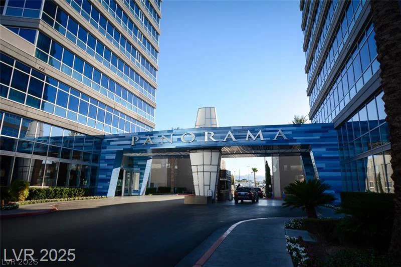 4525 Dean Martin, Las Vegas, NV 89103
